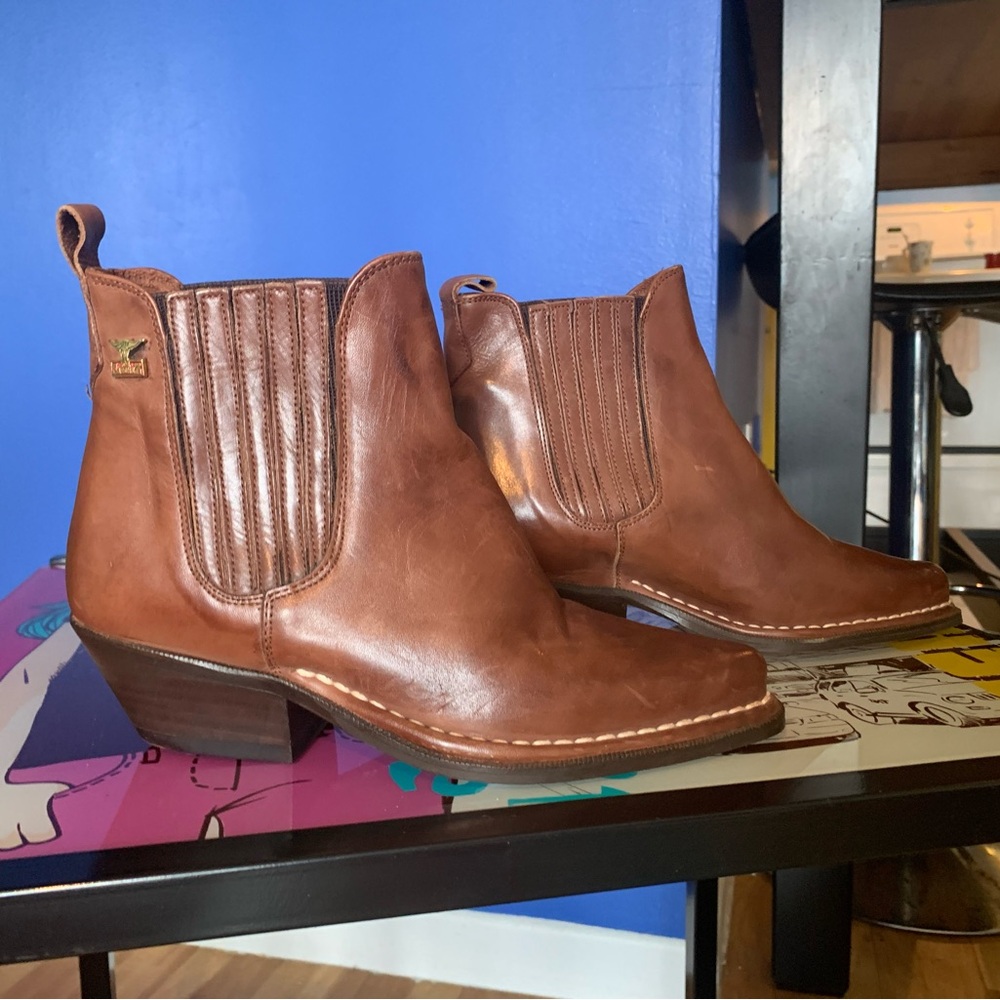 Brown Ankle Boots with Elastic Panels and Low Heel
